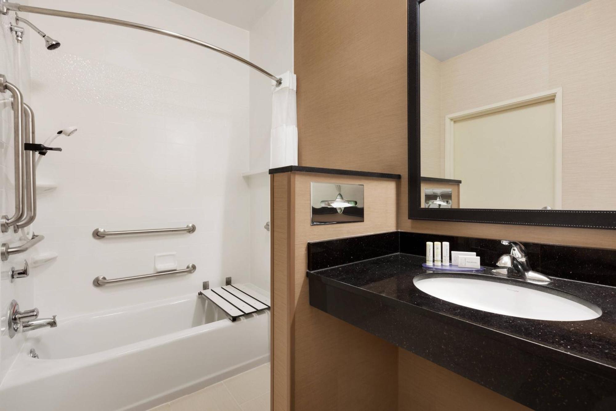 Fairfield Inn & Suites Omaha East/Council Bluffs, Ia Екстер'єр фото